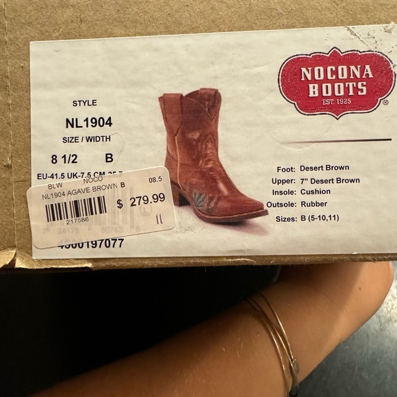 New in box Nocona boots - Picture 5 of 9